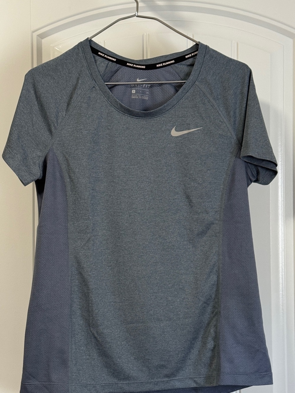 Nike Women’s Dri-FIT Short Sleeve Tee